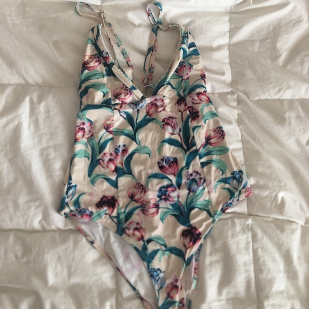 Some days lovin one piece floral suite